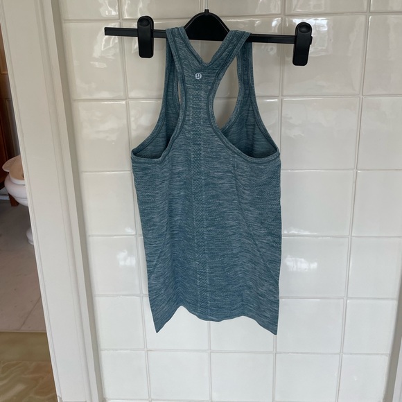 Lululemon Tank - Picture 2 of 2